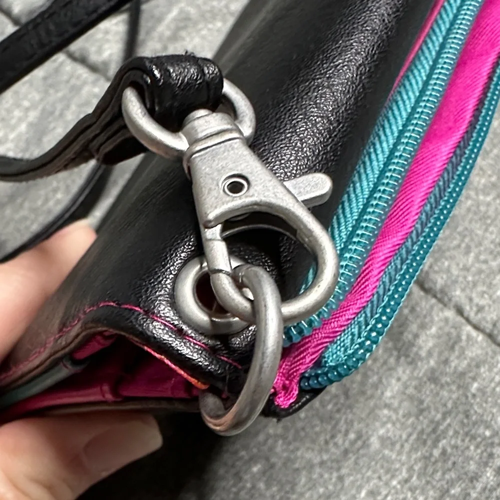 Skechers Crossbody Detachable Straps Card Holder Zip Pouch‎ Wallet Blk pink teal